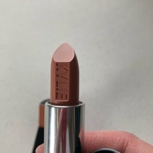 Kylie Cosmetics Matte Lipstick in Nova